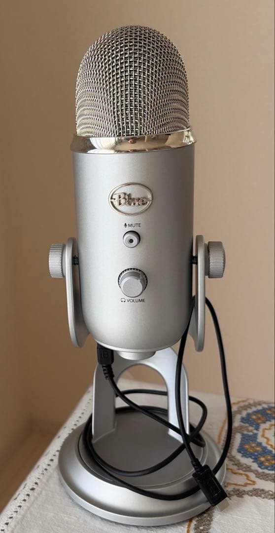 Blue Yeti USBコンデンサーマイク 正規品 動作確認済み 箱あり