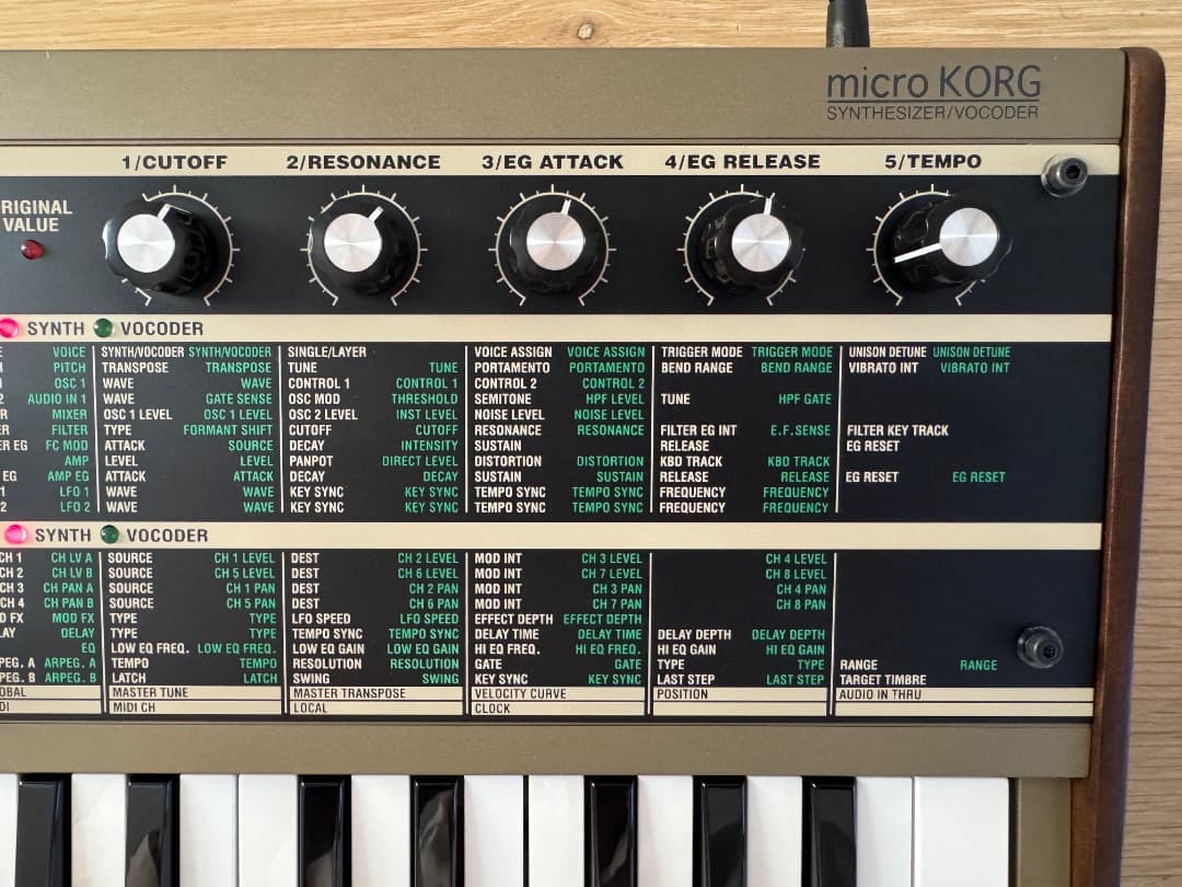 KORG microKORG シンセサイザー