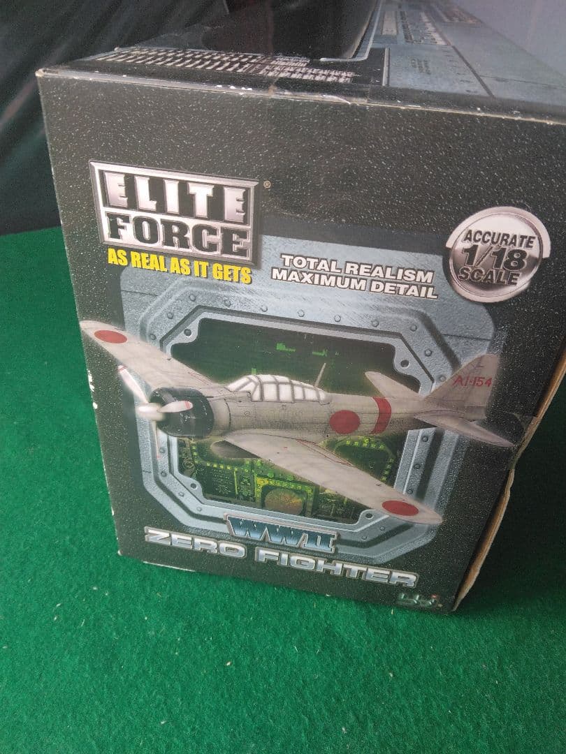 21st CENTURY TOYS 1/18 ZERO FIGHTER 零戦