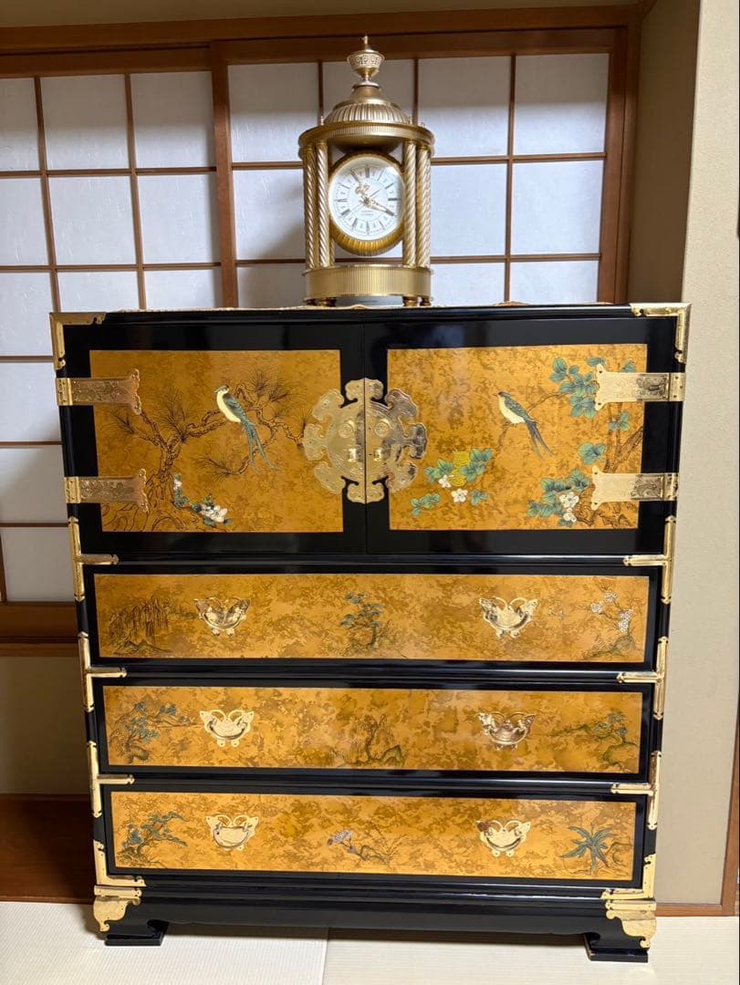 和タンス　金箔装飾