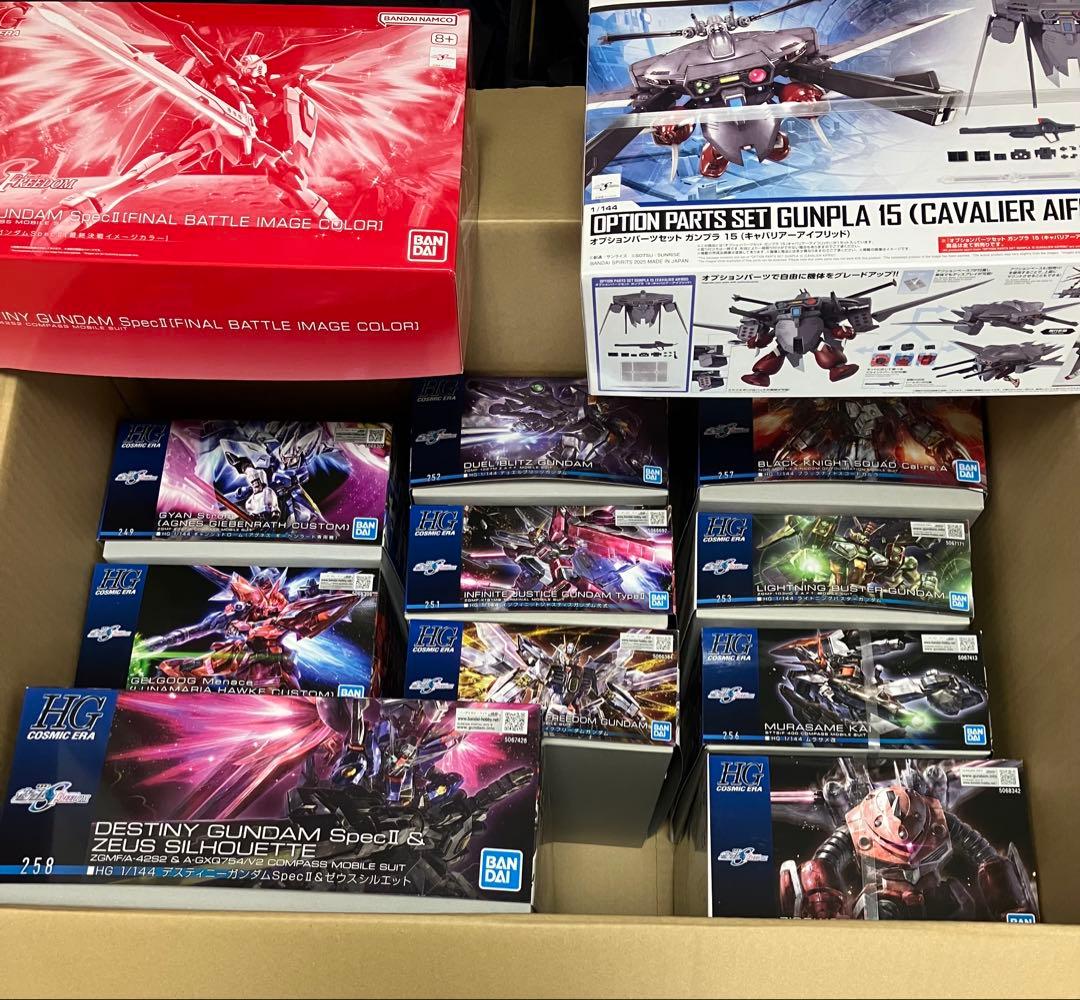 未組立 HG デスティニーガンダムSpecII＆ゼウスシルエット 含む計12点