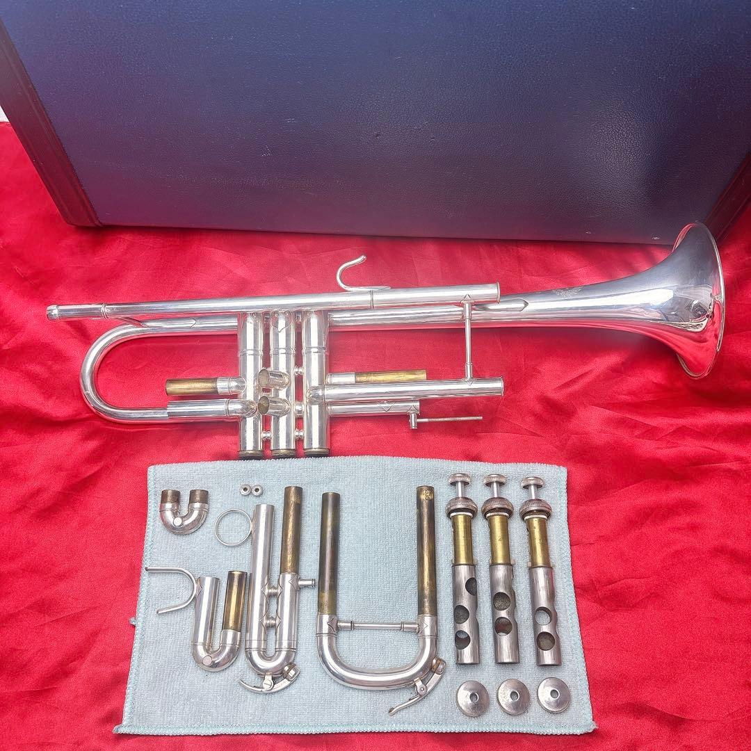 B&S Challenger 3137 トランペット B♭ マウスピースなし