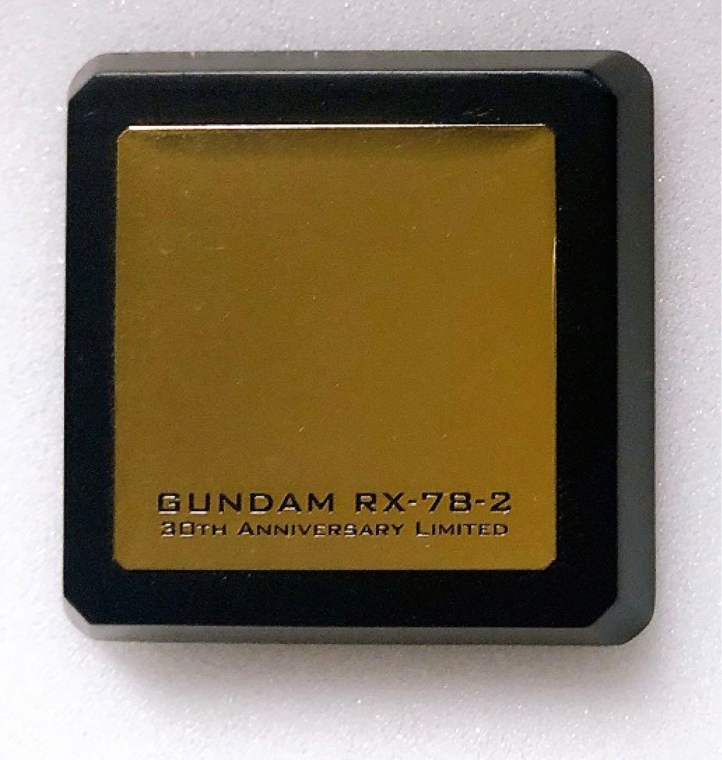 セブン-イレブンフェア 機動戦士ガンダム 純金ガンダム　非売品