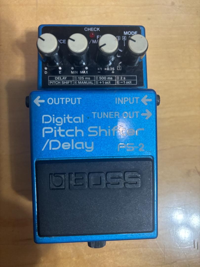 BOSS デジタルピッチシフター/ディレイ PS-2