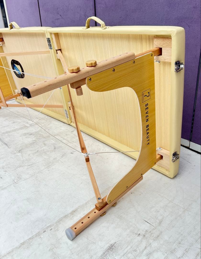 ベンチ付き折りたたみベッドほぼ未使用品