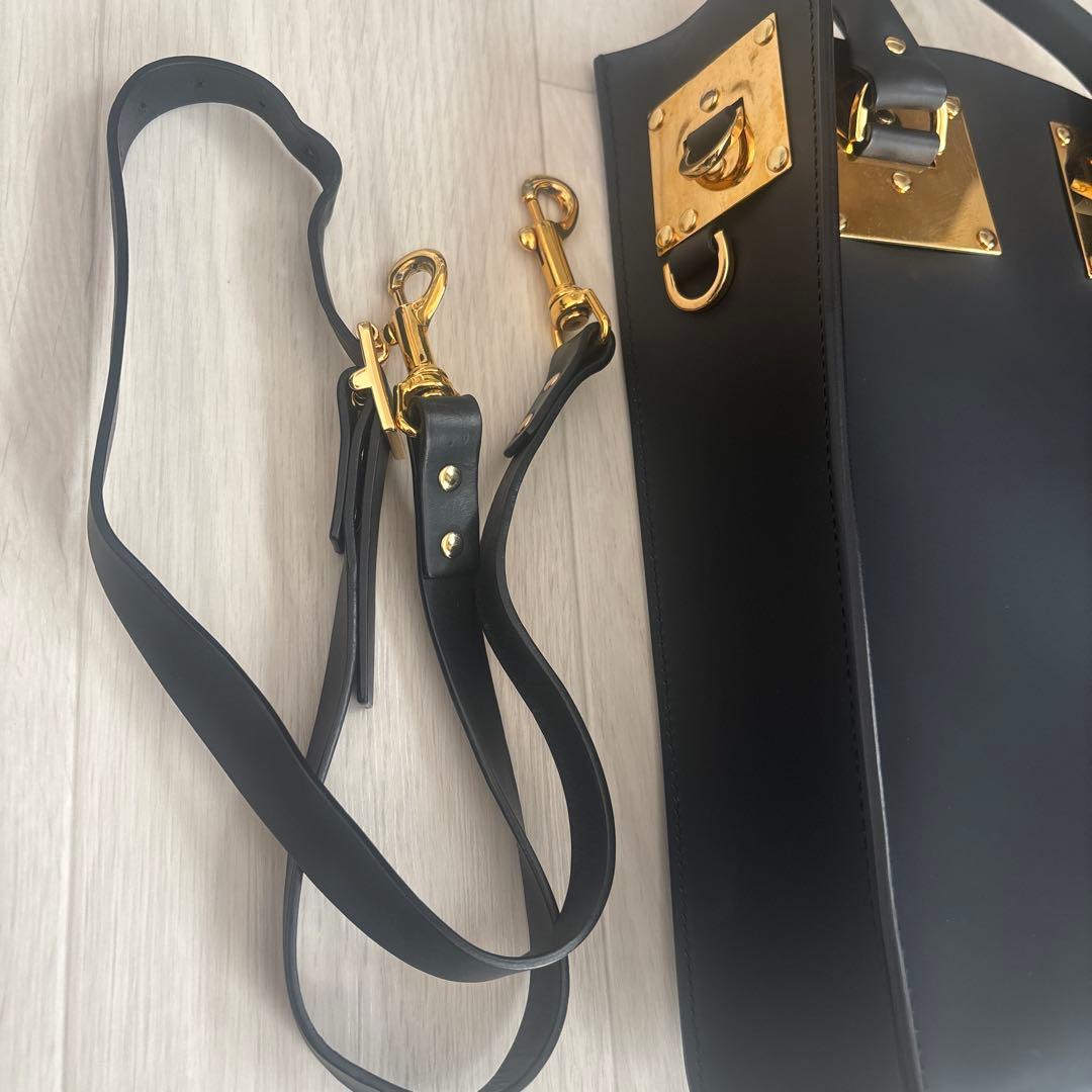 SOPHIE HULME 黒 レザーハンドバッグ ストラップ付き