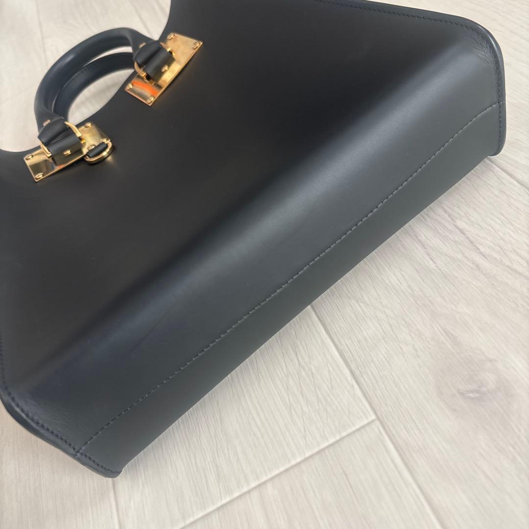 SOPHIE HULME 黒 レザーハンドバッグ ストラップ付き
