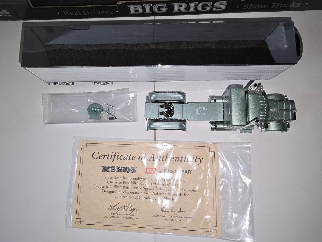 ミニカー DCP 1/64 PMI Peterbilt379