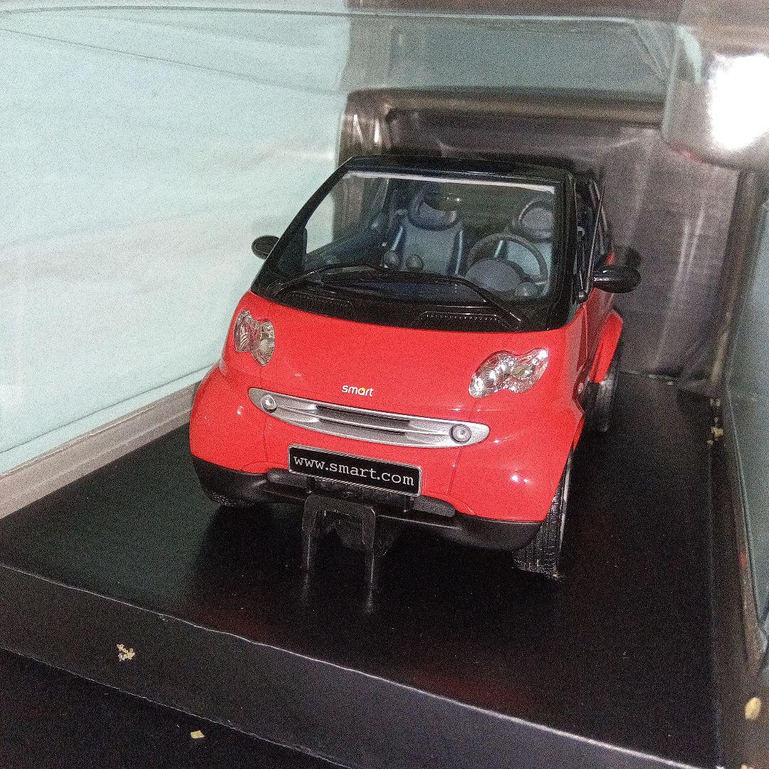 smart cabrio 1/18 ダイキャスト製モデル レッド