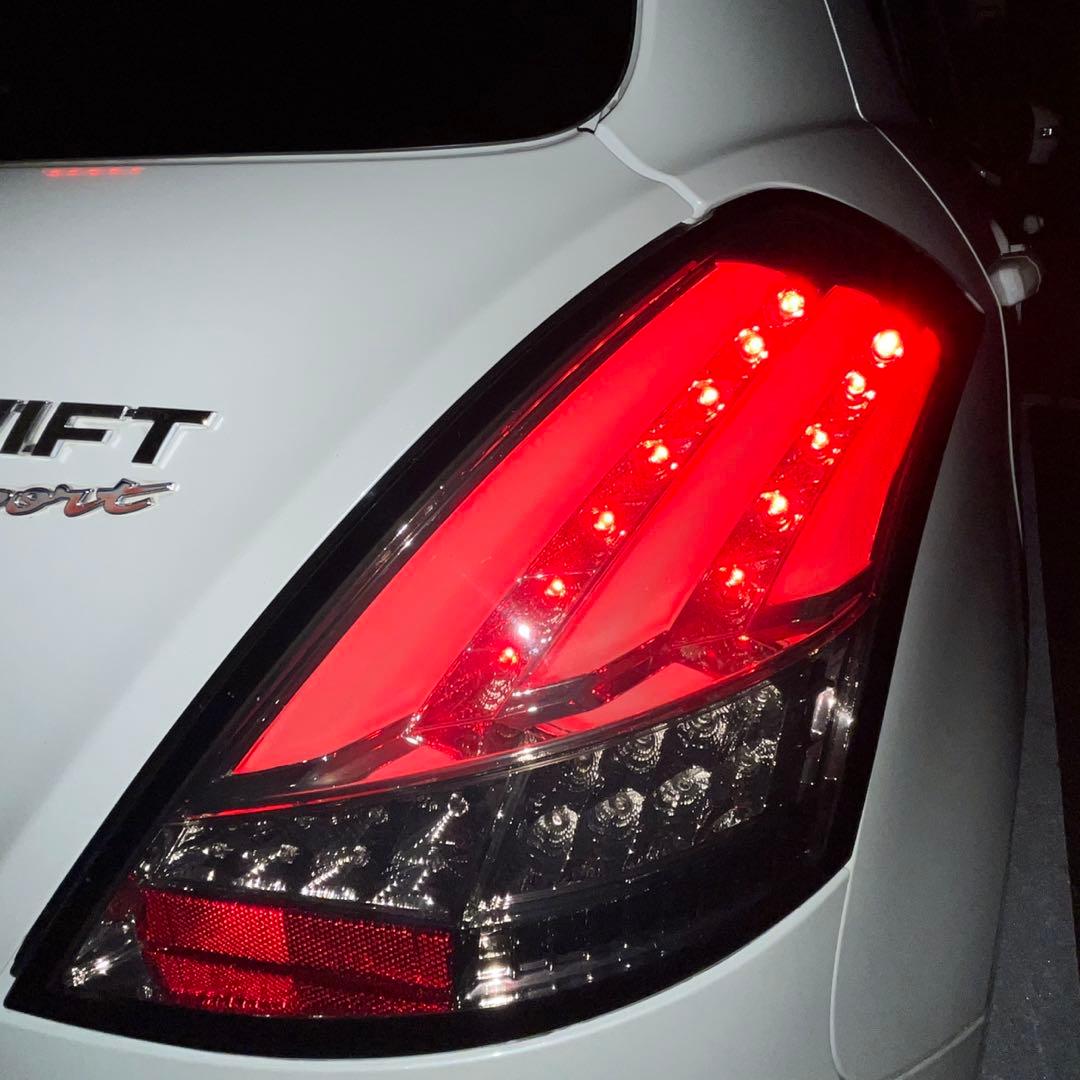 g*7様 zc32s スイスポLEDテールランプ スモーク 2個セット　(中古)