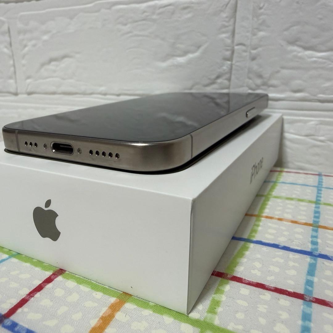 iPhone15Pro 256GB SIMフリー ナチュラルチタニウム