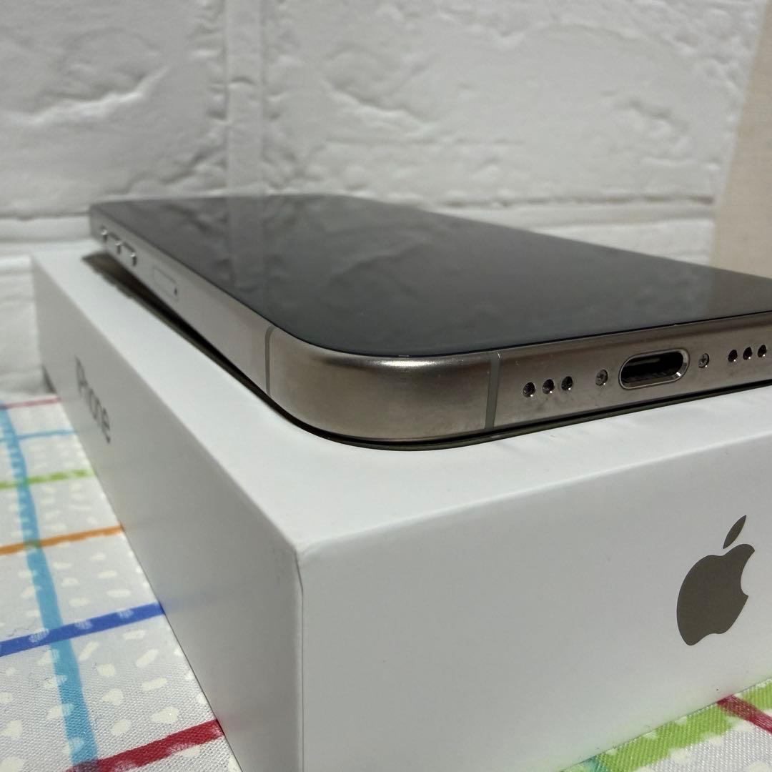 iPhone15Pro 256GB SIMフリー ナチュラルチタニウム