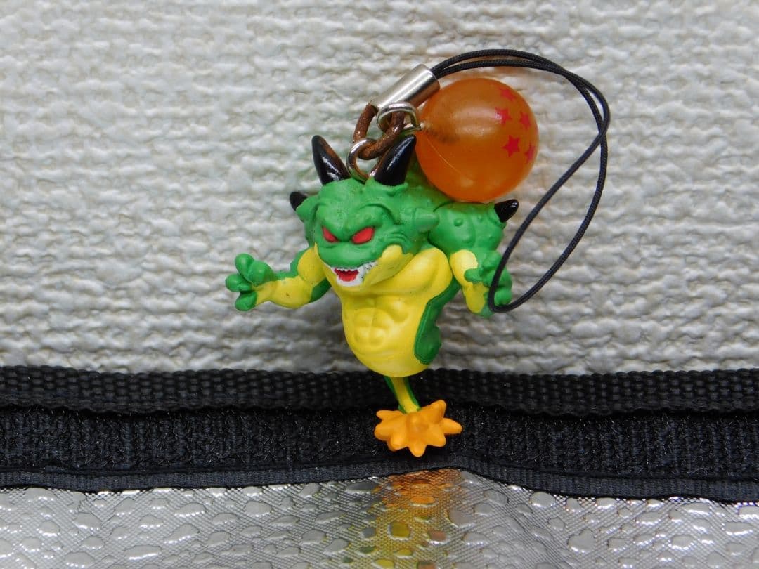 全９品セット売り　ドラゴンボールフィギュアストラップ　９体セット　希少