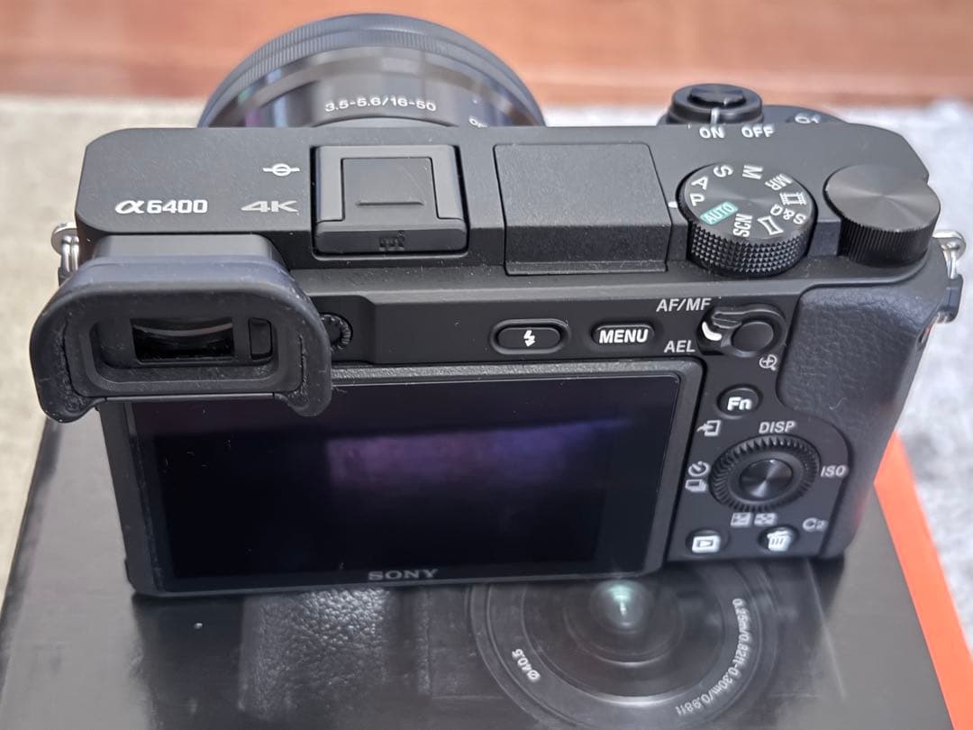 【極美品】SONY α6400 パワーズームレンズキット