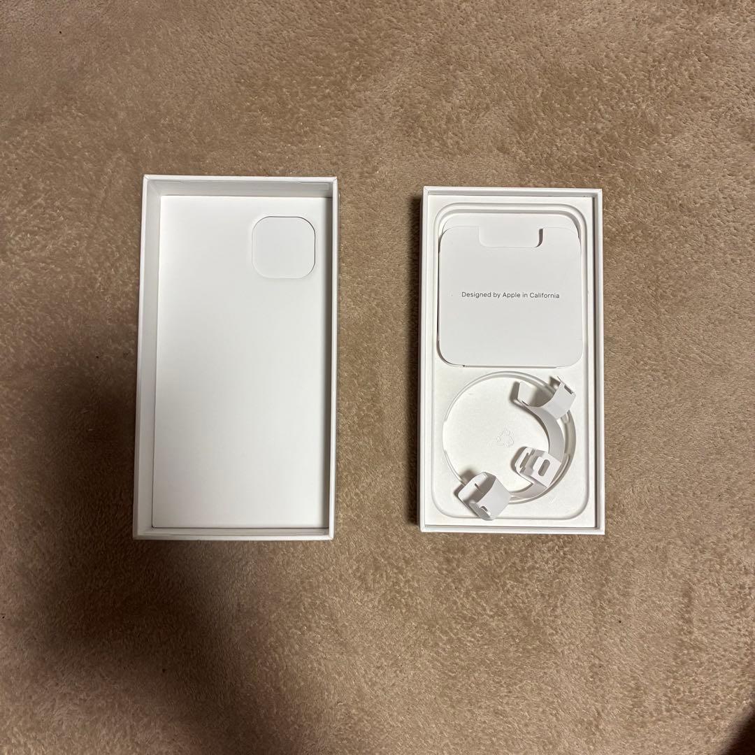 iPhone13 ミッドナイト SIMフリー 128GB バッテリー容量82％