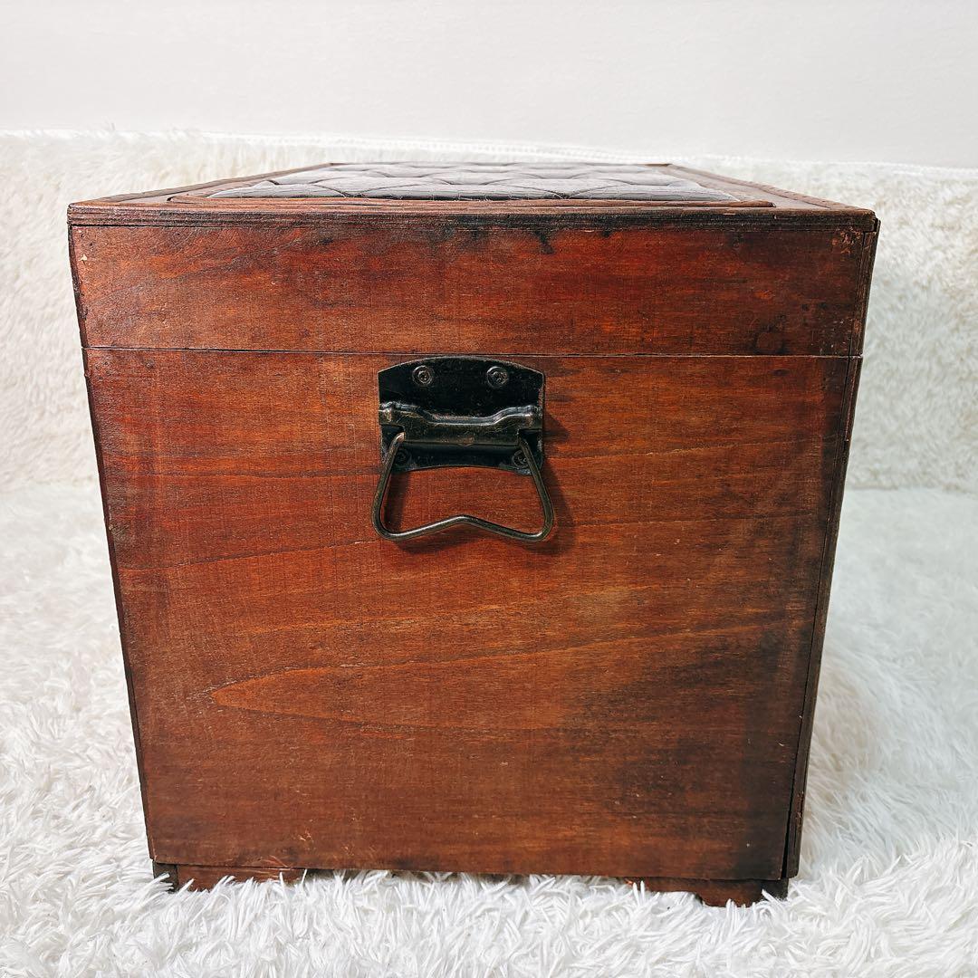 ✨送料無料✨ アンティーク スツール ボックス 収納ボックス クロコ型押し 宝箱