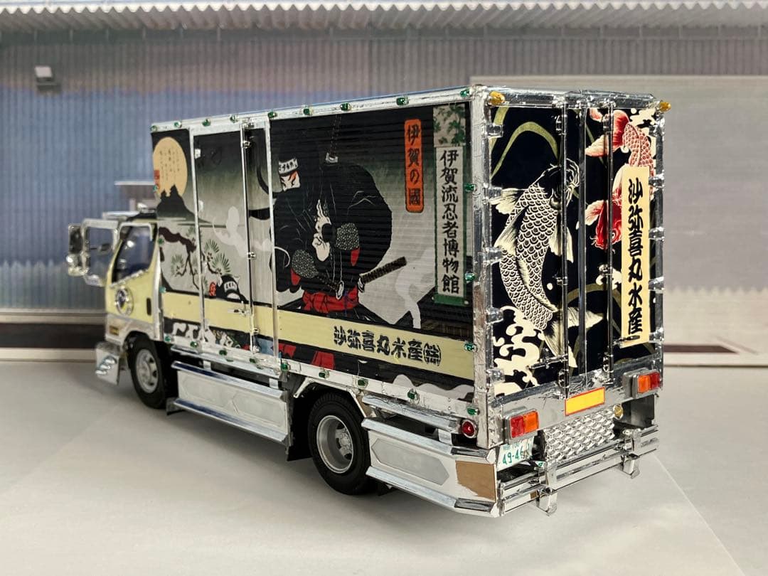 アオシマ　デコトラ風神.雷神キャンター自作改造品