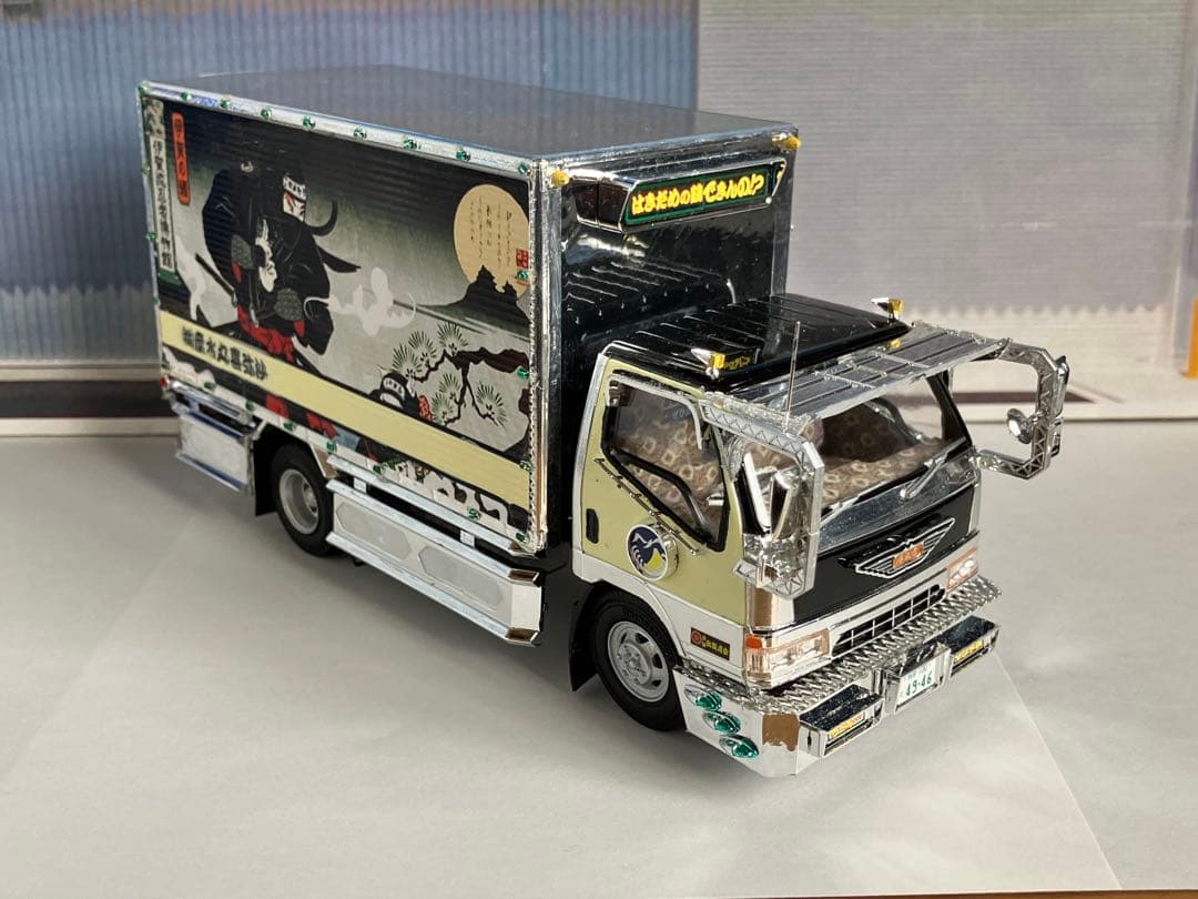 アオシマ　デコトラ風神.雷神キャンター自作改造品