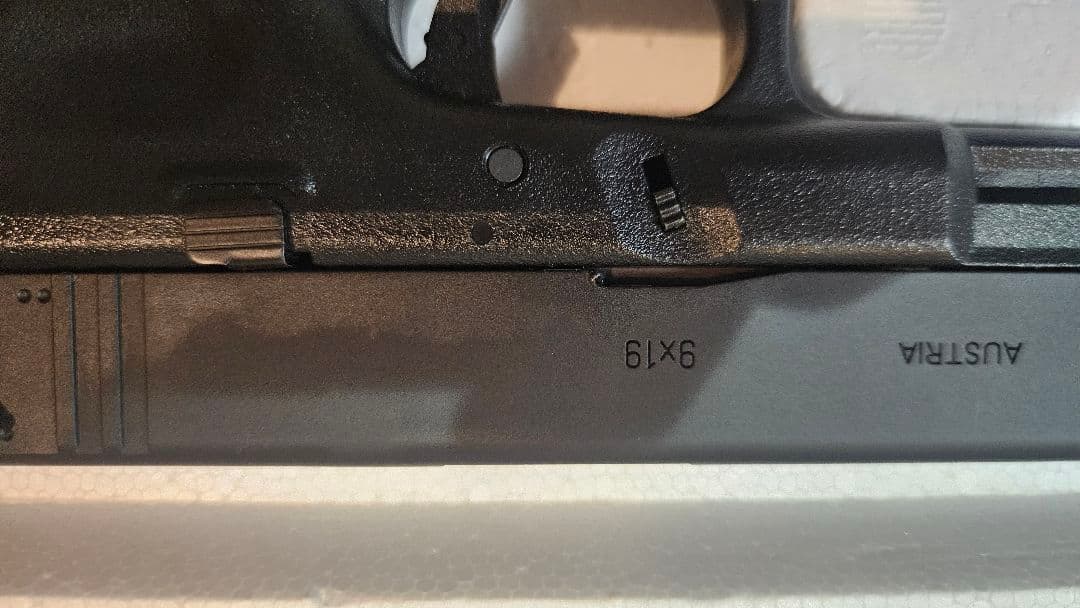 東京マルイ　グロック18C ガスブローバック　フルオート　ガスガン　G18C