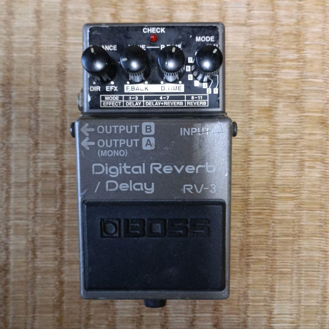 ギター BOSS Digital Reverb / Delay RV-3