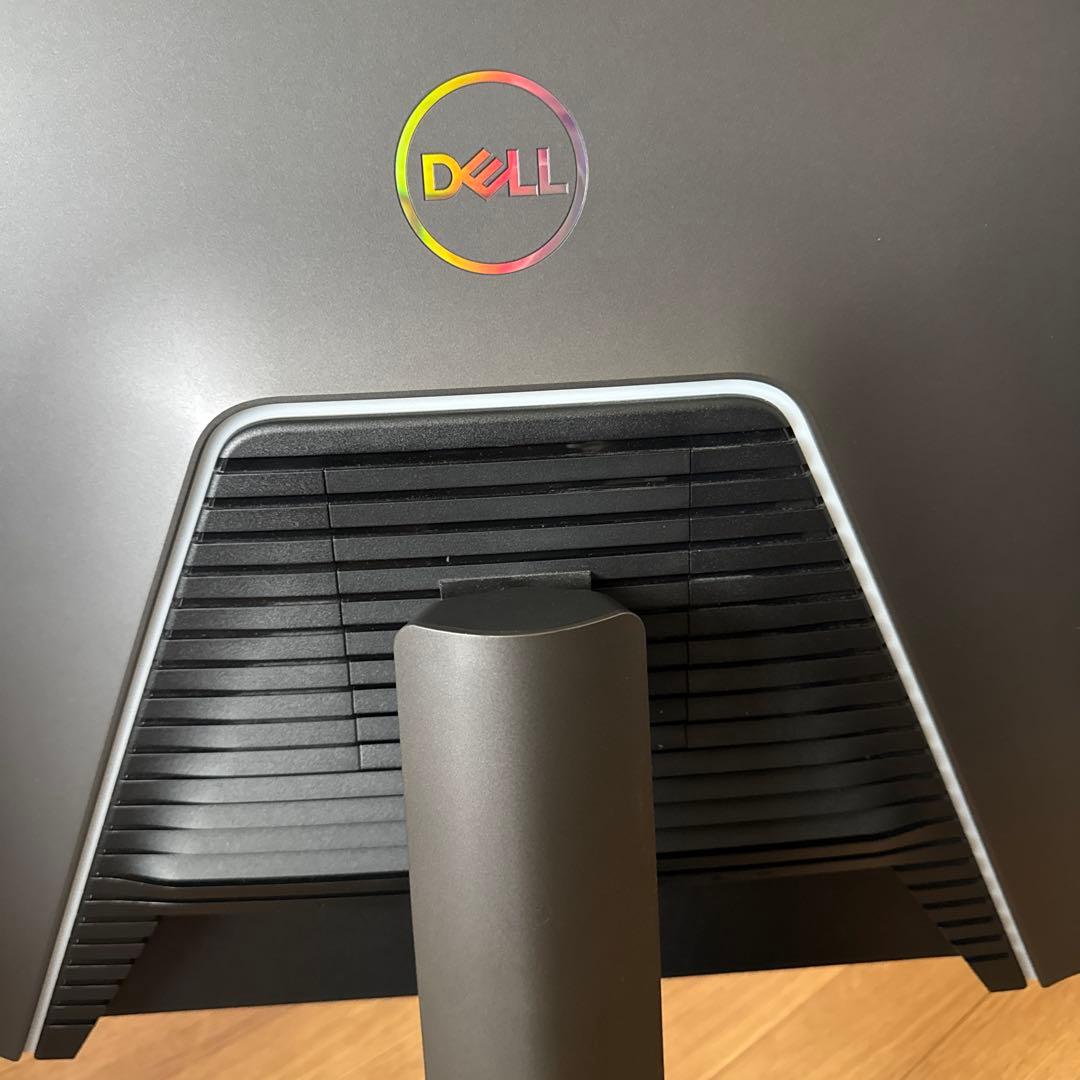 DELL　G3223Q　4Kゲーミングモニター　32インチ　144Hz