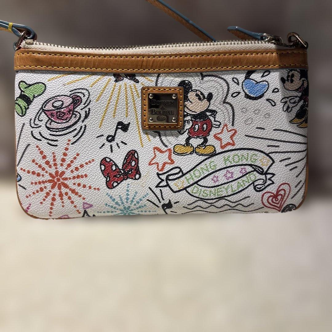 上海ディニー DisneyParksDOONEY & BOURKE