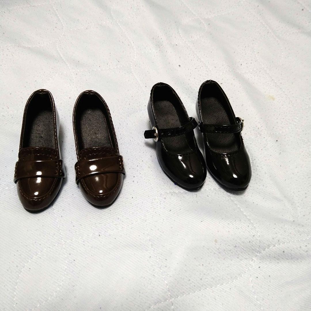 ドルフィードリーム　ドール　＋衣装20点以上、お出かけバッグ他