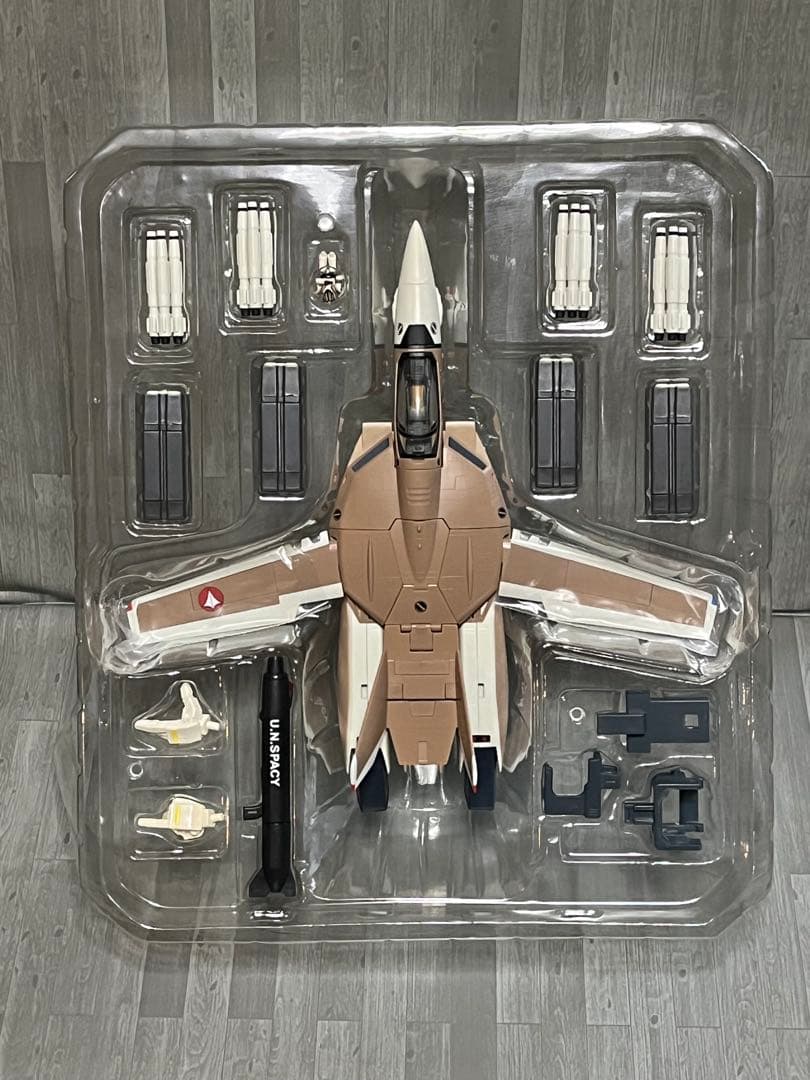 やまと マクロス 完全変形 VF-1A 量産機 劇場版 オプションパーツ付