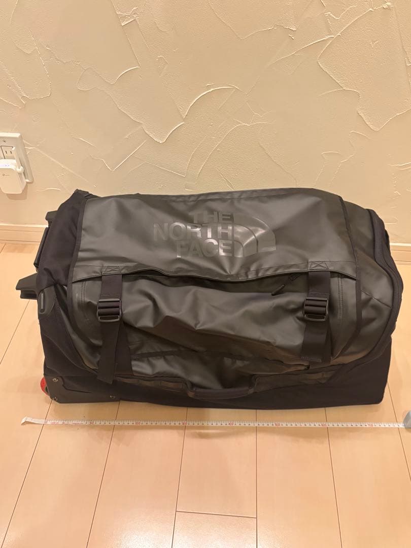 THE NORTH FACE キャリーケース ローリングサンダー　保管傷程度