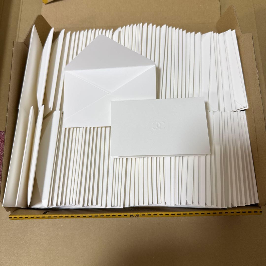 シャネル　ショッパー　小200枚、メッセージカード200枚封筒付き