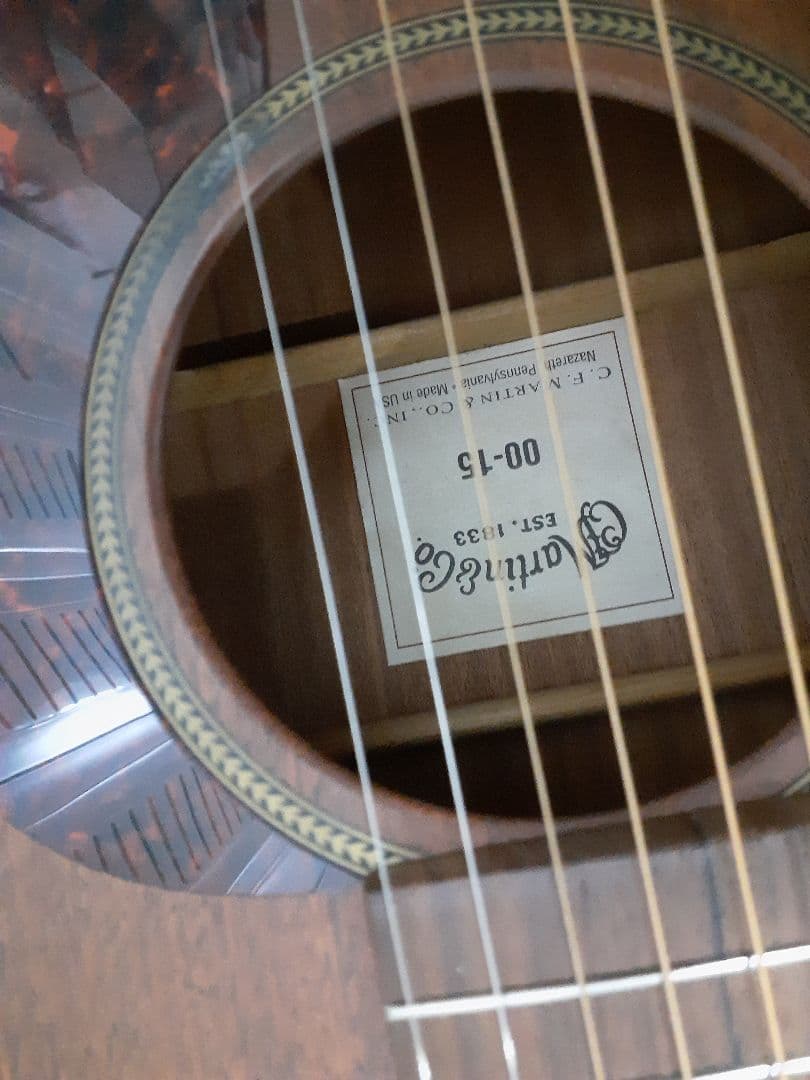 Martin 00-15 Mahogany フィッシュマン搭載 (手渡しOK)
