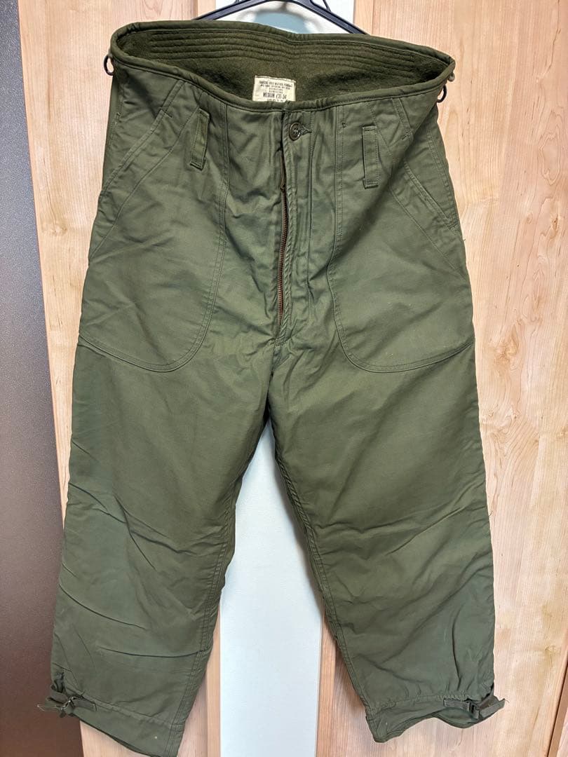 米軍実物ミリタリー 防寒パンツ Medium 未使用品70's