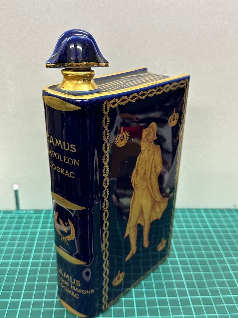 カミュ ナポレオン コニャック 陶器ボトル 藍色 リモージュ 700ml