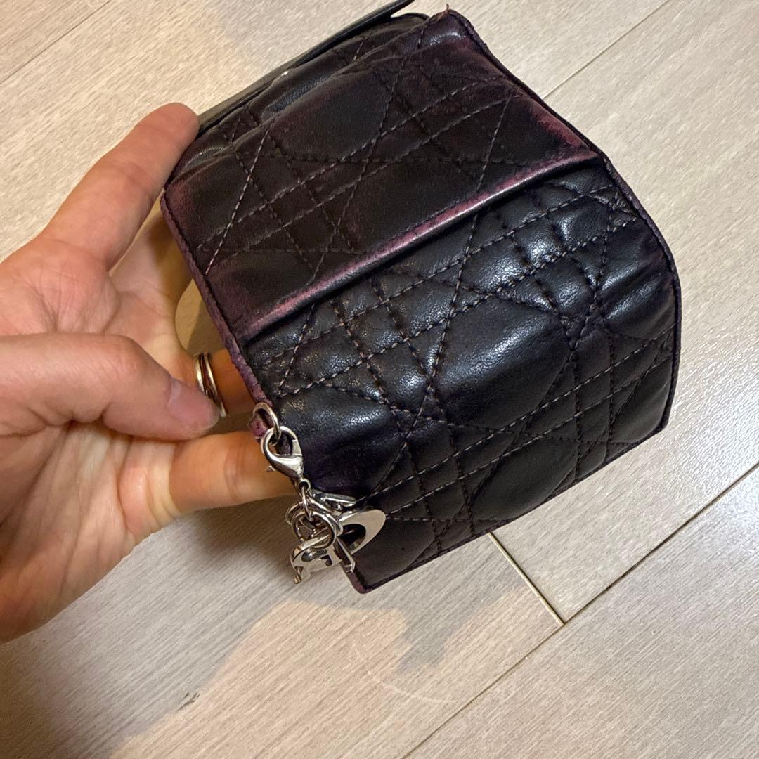 Lady Dior Lotus ウォレット　カナージュラムスキン