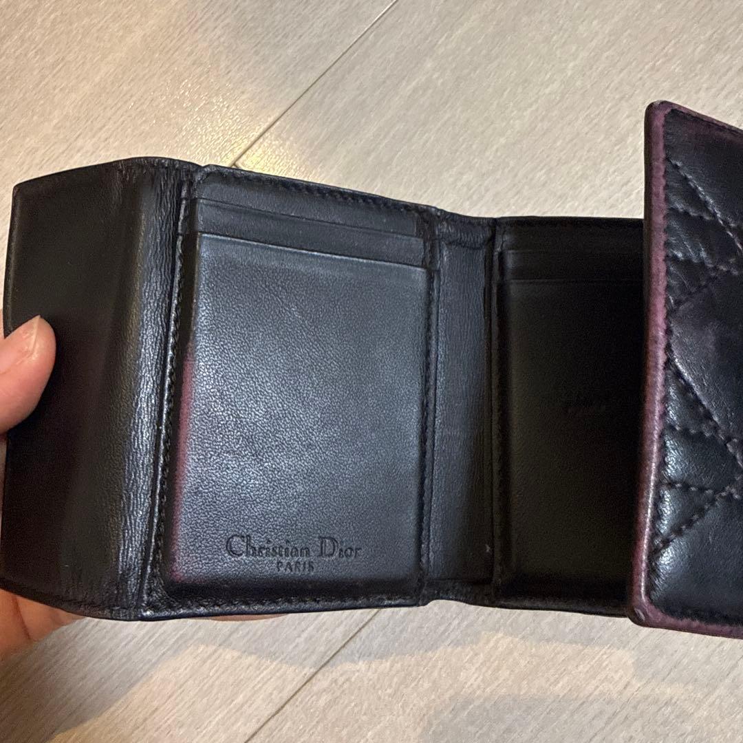 Lady Dior Lotus ウォレット　カナージュラムスキン