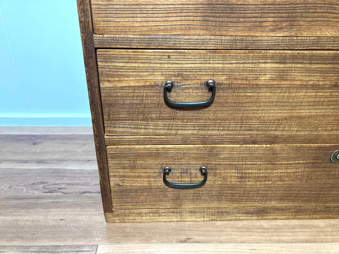 【メンテ済】アンティークの収納棚　サイドボード　ローボード　総桐　引出し3杯