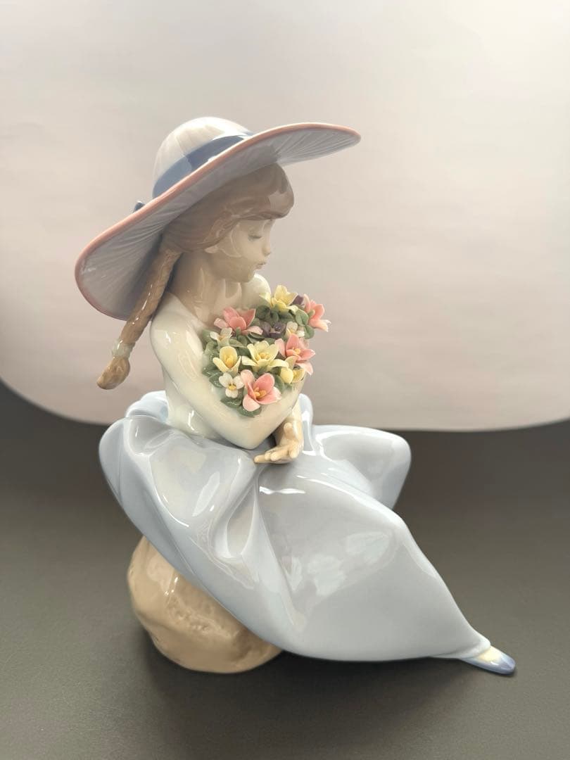 美品 LLADRO 花の香りに包まれて　リヤドロ　 陶器製 レア 廃盤品