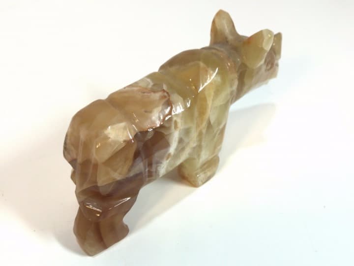 南アフリカ発 鉱石で出来た貴重なサイの置物 60～70年代