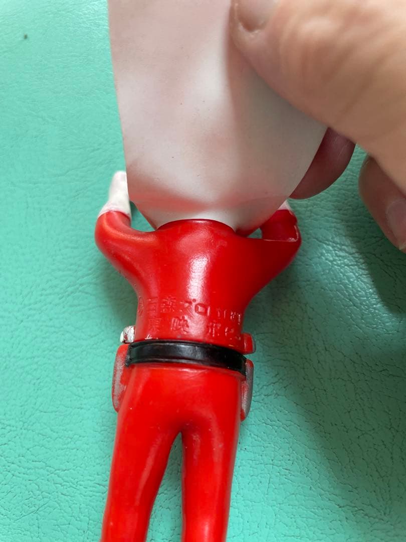 希少　アカレンジャー　ペンダント型ソフビ