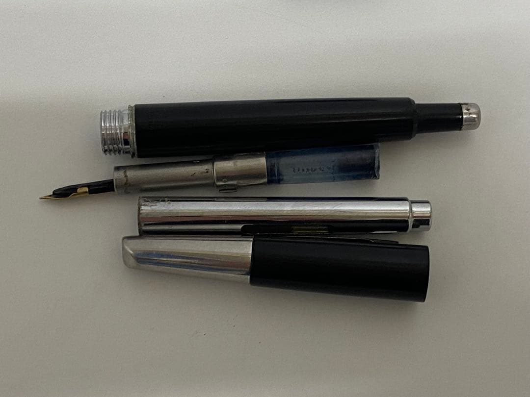 PILOT パイロットキャップレス　ノック式　万年筆　ペン先14K インク付き