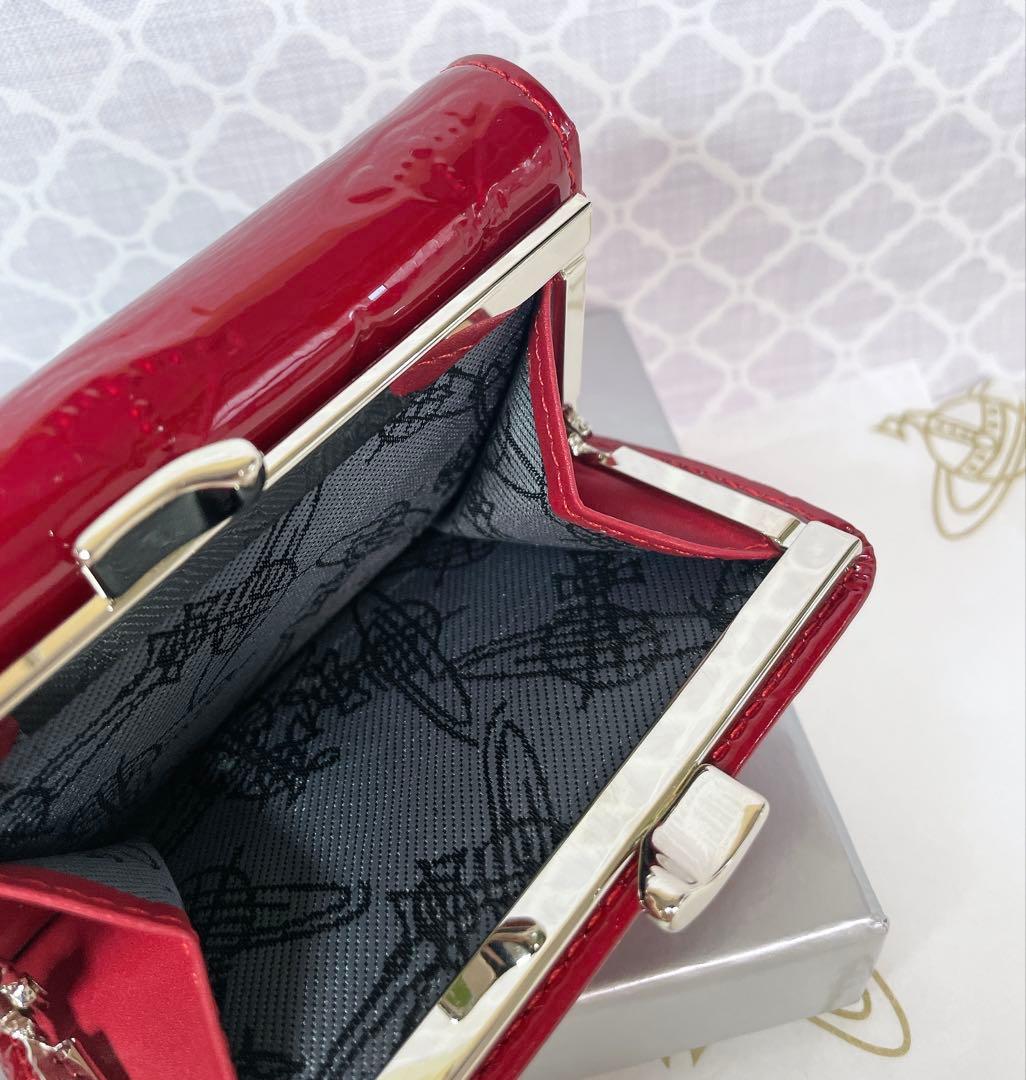 【内側に素敵な柄つき‎✨️】Vivienne Westwood 3折財布 エナメル