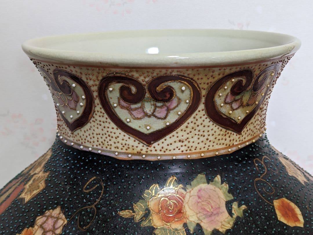 ♦ 美人花車上杉武田川中島決戦図 壷 薩摩 九谷焼 置物飾り 古美術骨董品