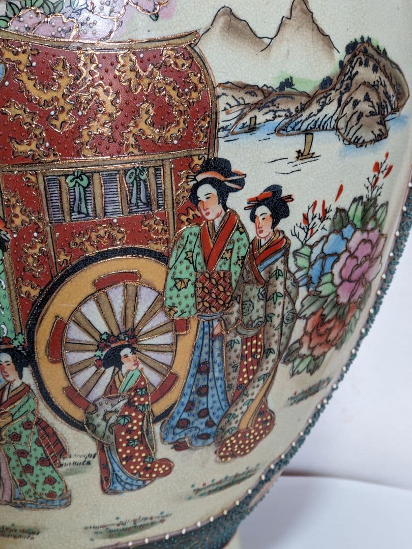 ♦ 美人花車上杉武田川中島決戦図 壷 薩摩 九谷焼 置物飾り 古美術骨董品