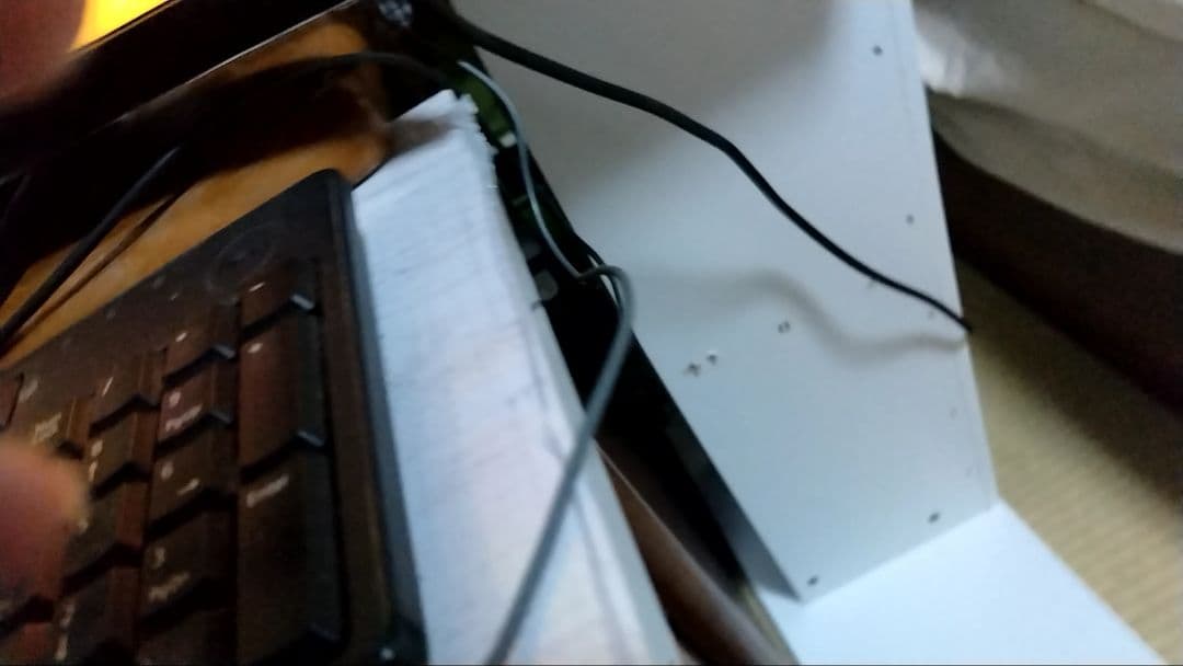 TOSHIBA 24S22液晶テレビ 2019年製　結構美品です。