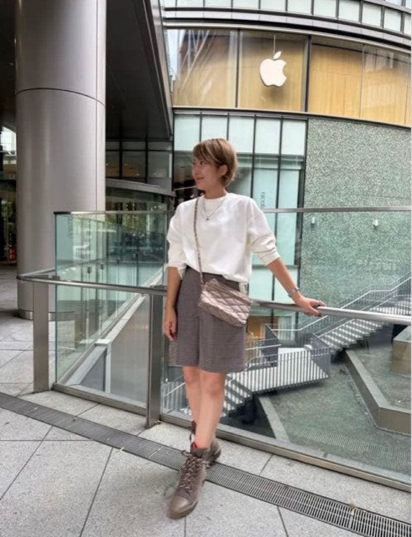 soleil ソレイル　トープイエロー チェーンバッグ　バニティ　財布つき