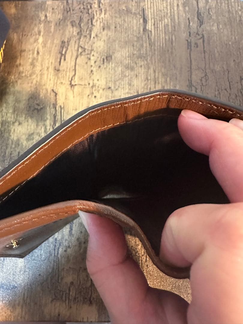 GUCCI 二つ折り財布 ハート型