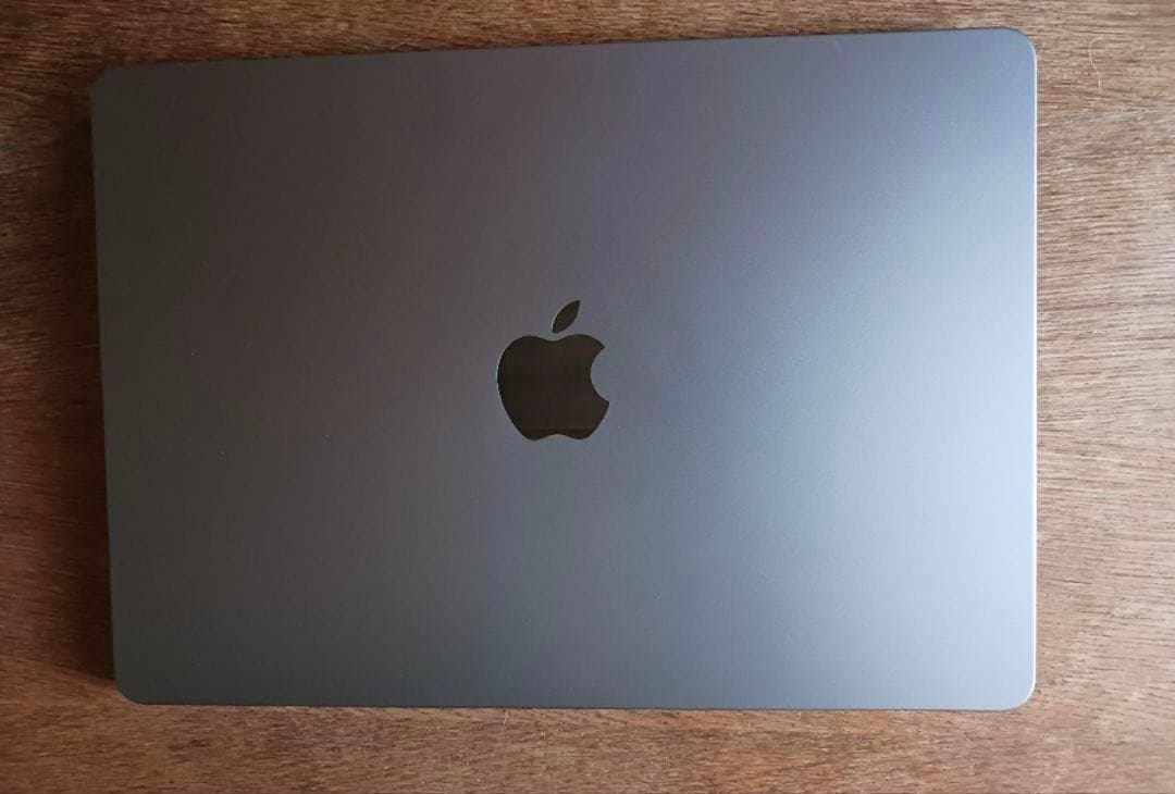 美品 MacBook Air 13.6 M2 2022 8GB 256GB