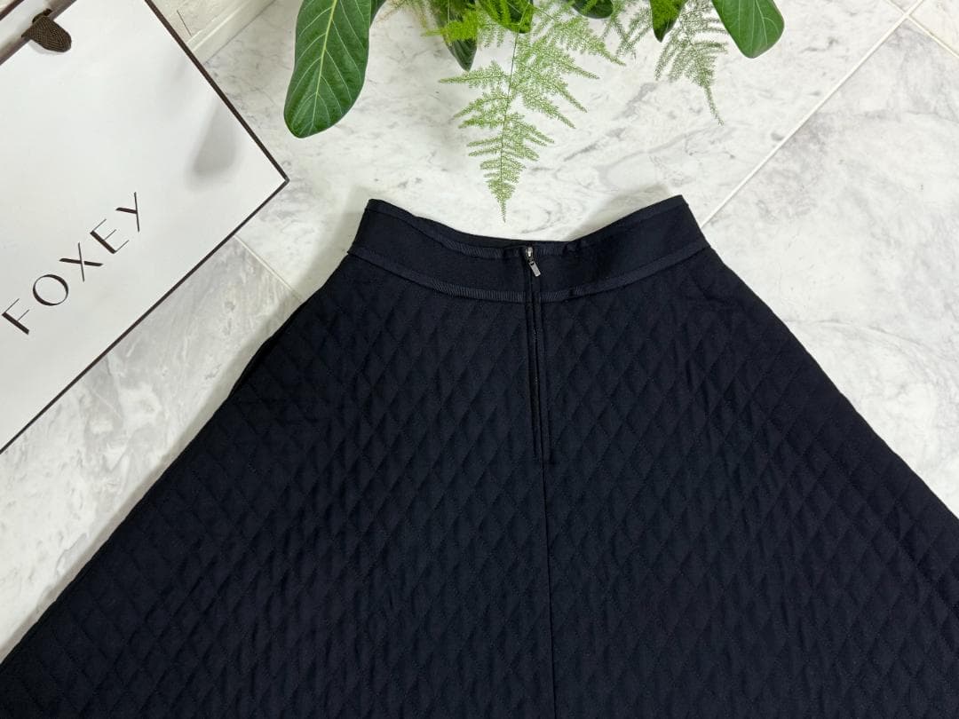 極美品★FOXEY/フォクシーフレアマトラッセ 40 ウール Aライン 別冊掲載