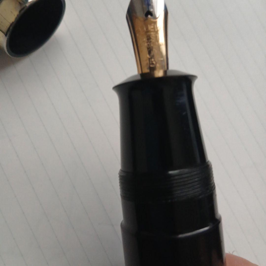 Newman製　万年筆　兜木　希少