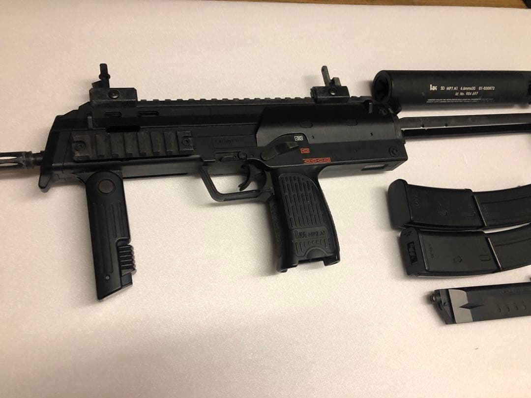 東京マルイ 電動コンパクトマシンガン MP7A1